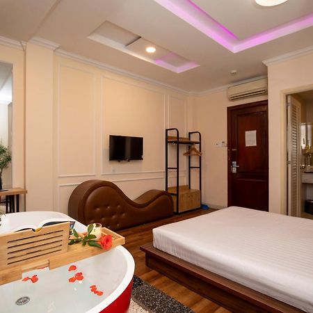 Quy Hung Hotel Central Cidade de Ho Chi Minh Exterior foto