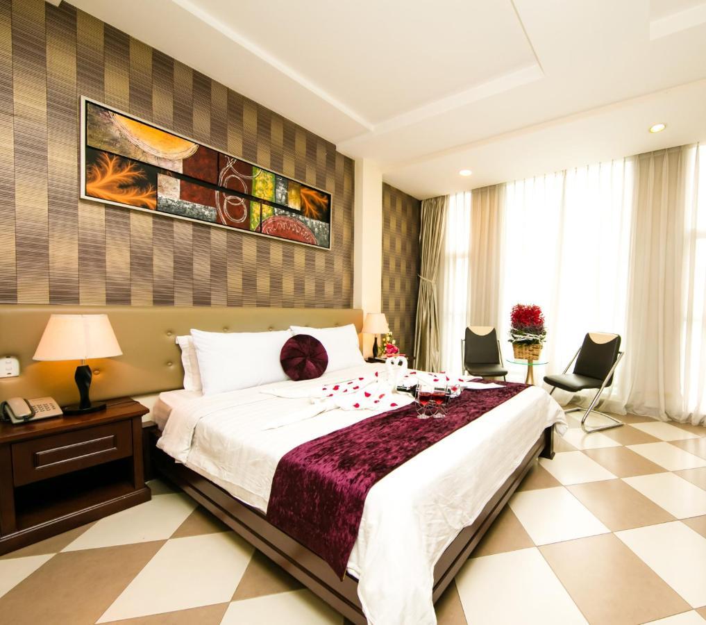 Quy Hung Hotel Central Cidade de Ho Chi Minh Exterior foto