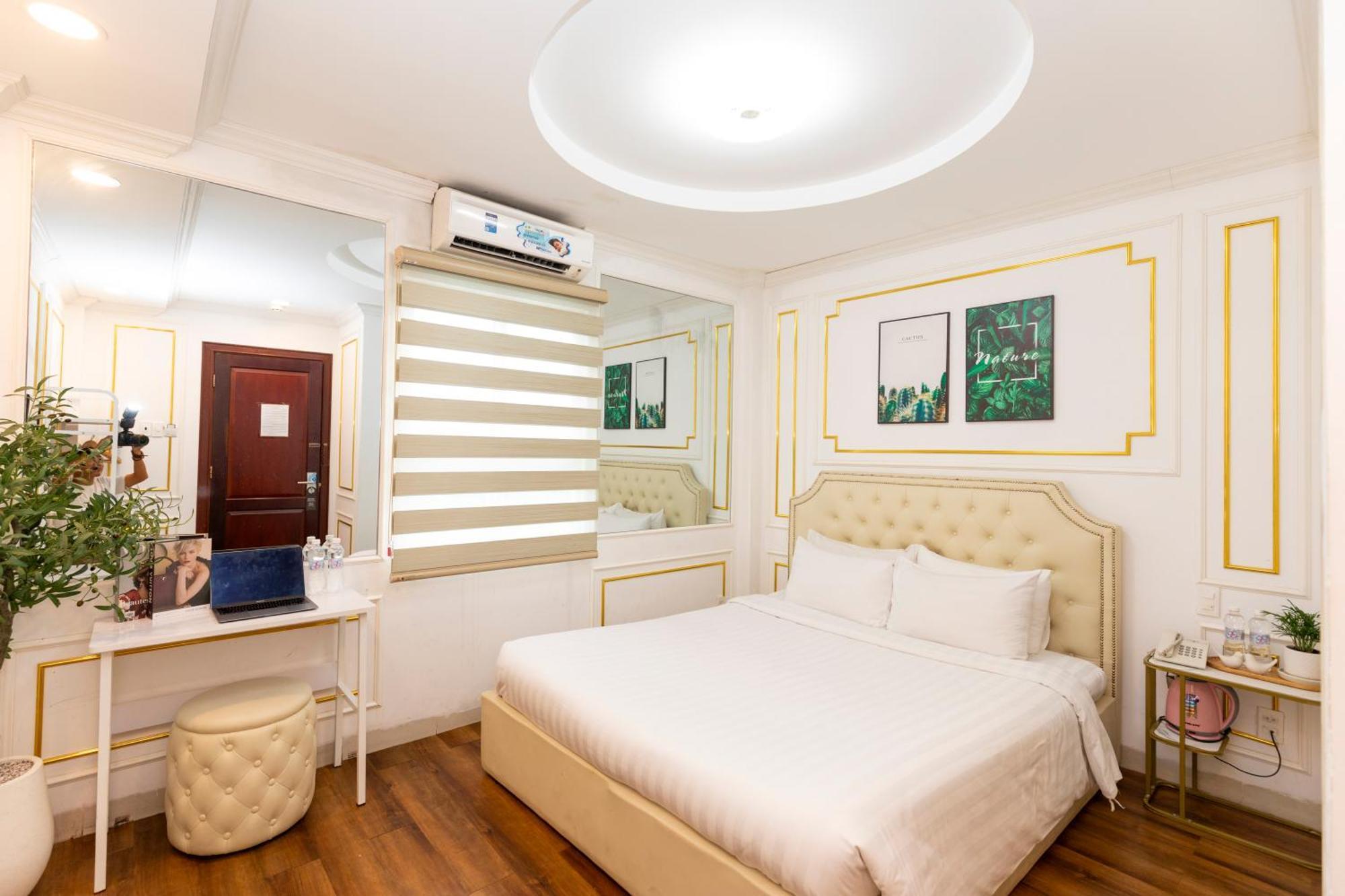 Quy Hung Hotel Central Cidade de Ho Chi Minh Exterior foto
