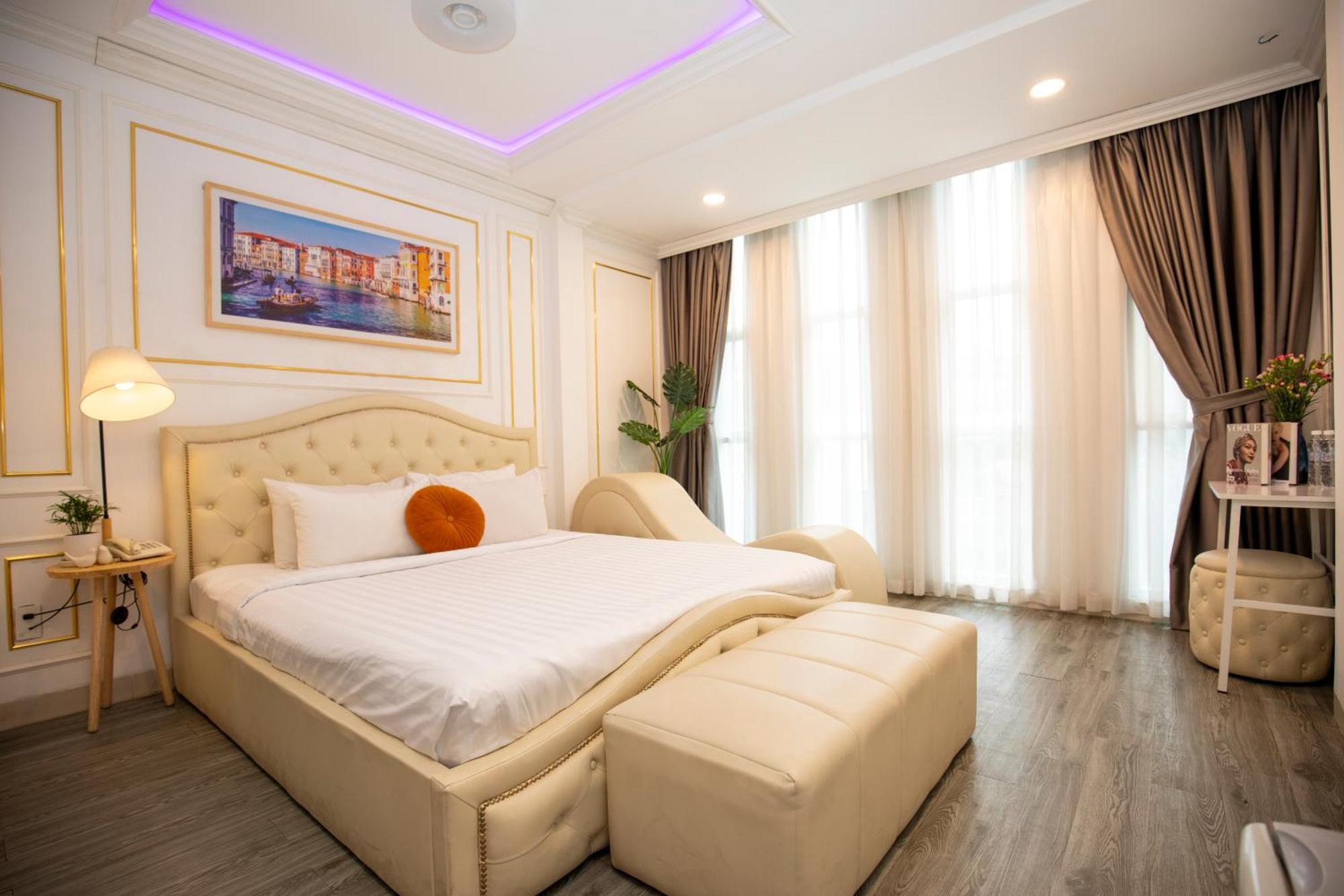 Quy Hung Hotel Central Cidade de Ho Chi Minh Exterior foto