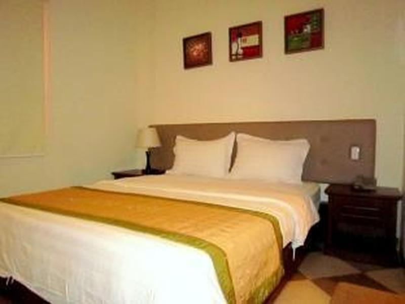 Quy Hung Hotel Central Cidade de Ho Chi Minh Exterior foto