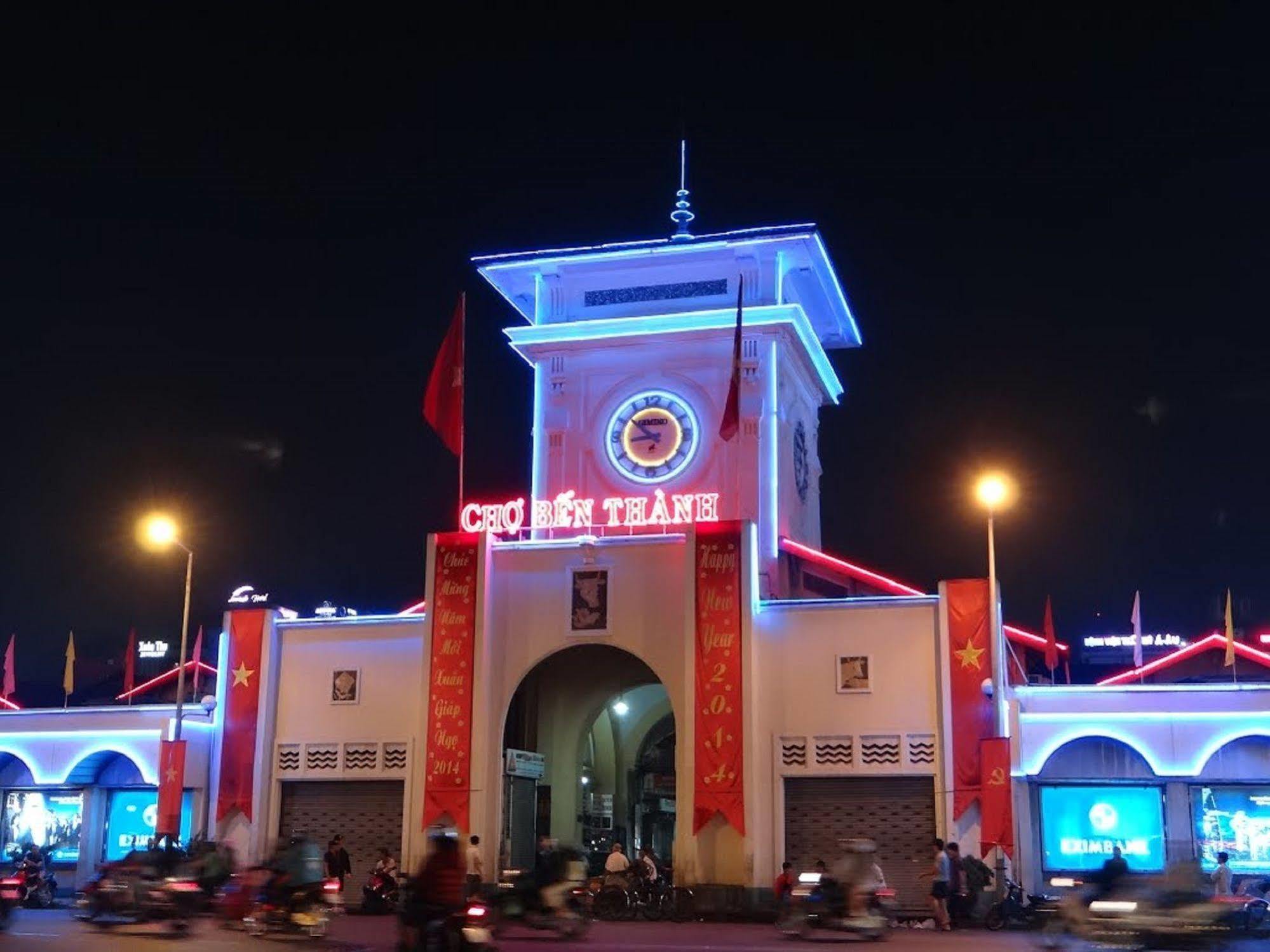 Quy Hung Hotel Central Cidade de Ho Chi Minh Exterior foto